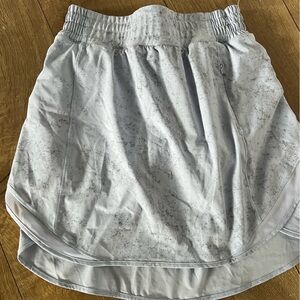NWOT Lululemon Hotty Hot Skirt